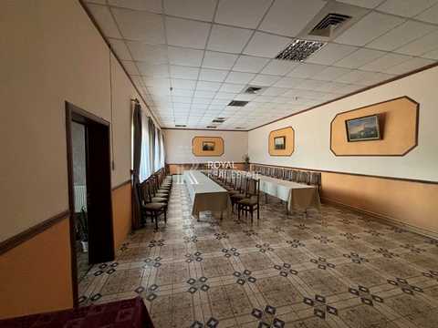 комерційна за адресою Стеценка вул., 21