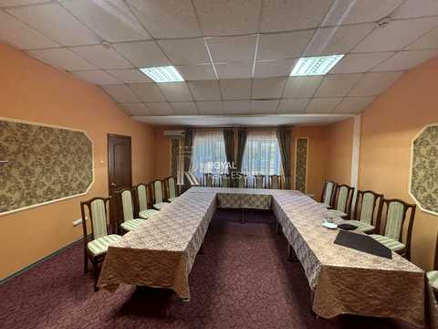 комерційна за адресою Стеценка вул., 21