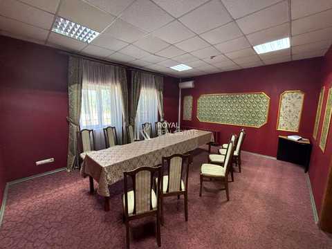 комерційна за адресою Стеценка вул., 21