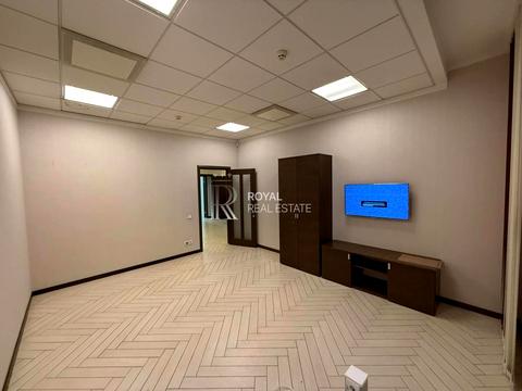 комерційна за адресою Шота Руставелі вул., 44