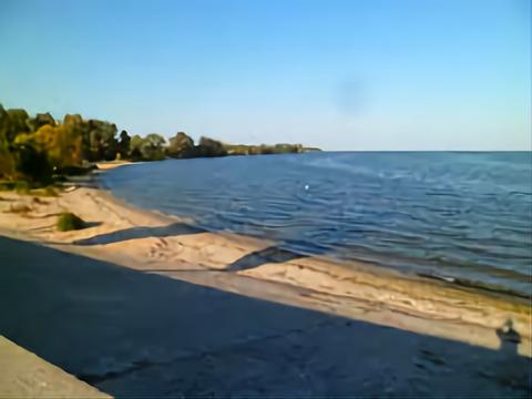 участок по адресу Першотравнева