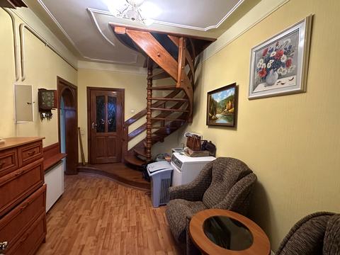 будинок за адресою Михайла Павлика вул.