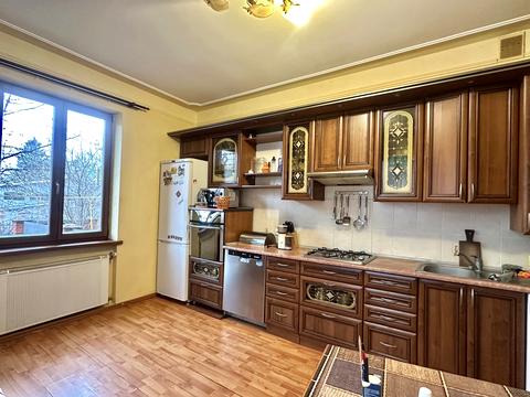 будинок за адресою Михайла Павлика вул.