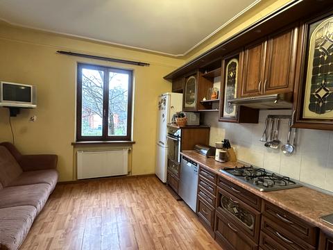 будинок за адресою Михайла Павлика вул.