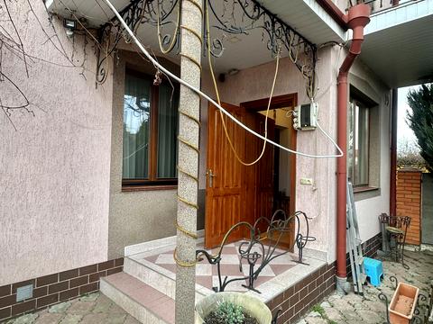 будинок за адресою Михайла Павлика вул.