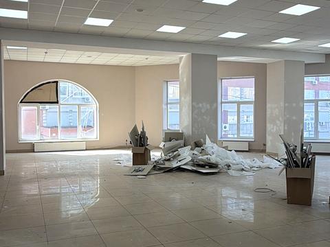 комерційна за адресою Різдвяна вул. (Енгельса), 23