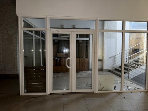 комерційна за адресою Різдвяна вул. (Енгельса), 23