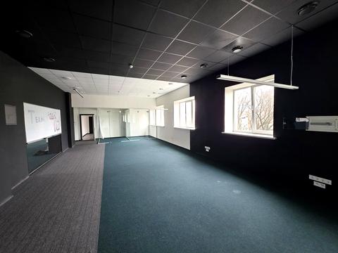 коммерческая по адресу Николая Михновского ул. (Ганны), 38