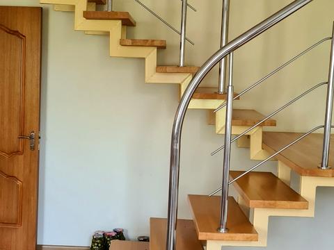 дом по адресу Квітнева, 2