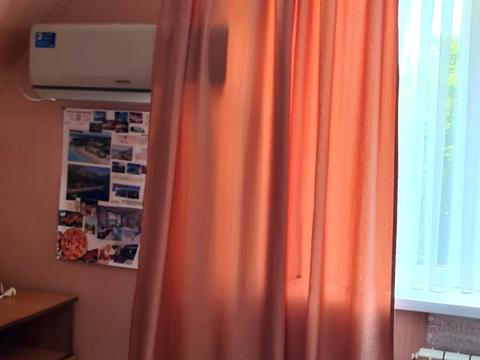 дом по адресу Квітнева, 2