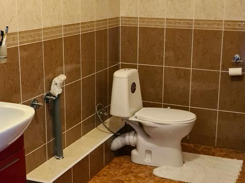 дом по адресу Квітнева, 2