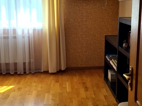 дом по адресу Квітнева, 2