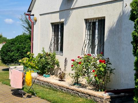 дом по адресу Квітнева, 2