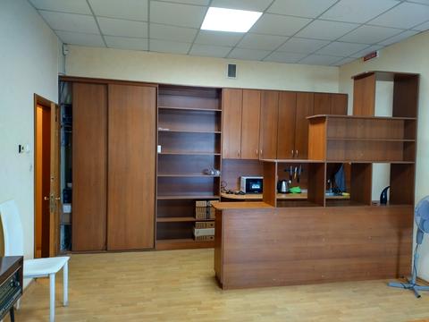 комерційна за адресою Київська вул., 63