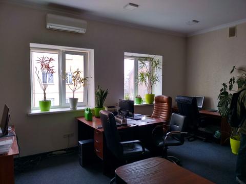 комерційна за адресою Київська вул., 63