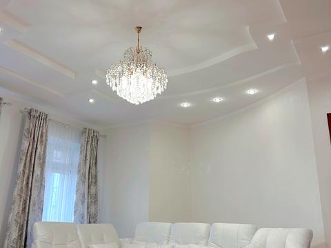 квартира по адресу Небесной Сотни ул., 38