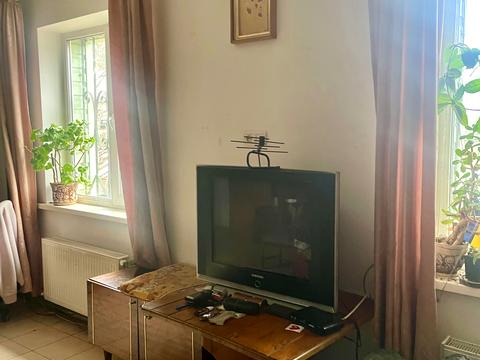 будинок за адресою Синьоозерна вул.