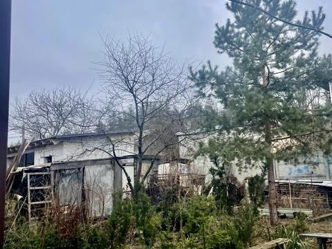 будинок за адресою Синьоозерна вул.