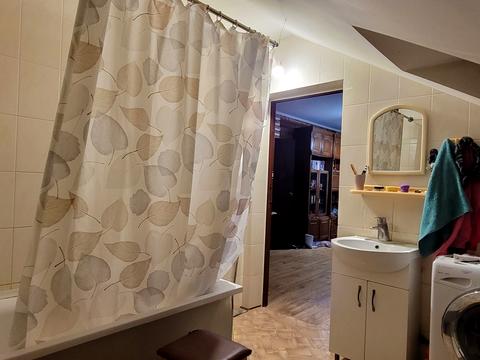 будинок за адресою Синьоозерна вул.