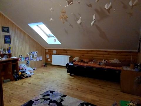 будинок за адресою Синьоозерна вул.