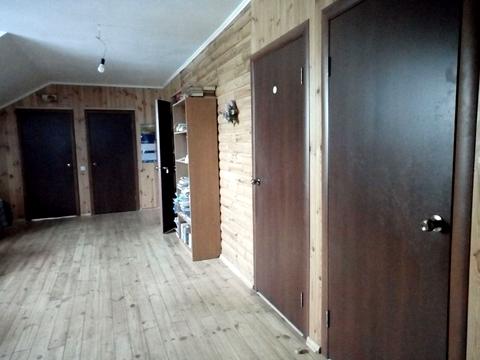 будинок за адресою Синьоозерна вул.