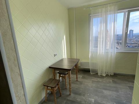 квартира по адресу Червоной Калины просп. (Владимира Маяковского), 4-Б