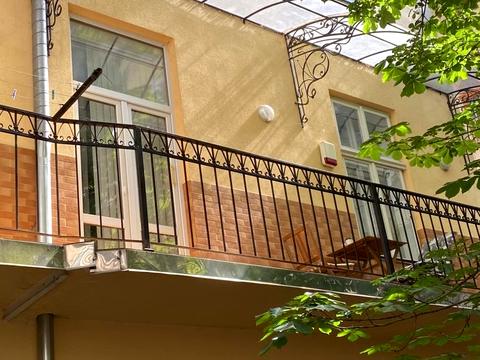 квартира за адресою Омеляна Поповича вул., 5