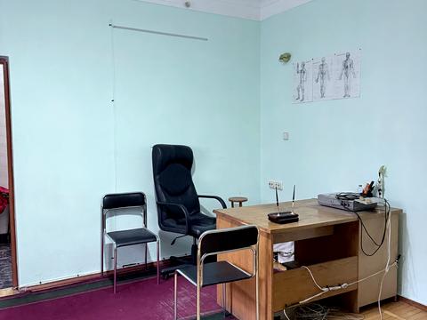 комерційна за адресою Торгова вул., 15