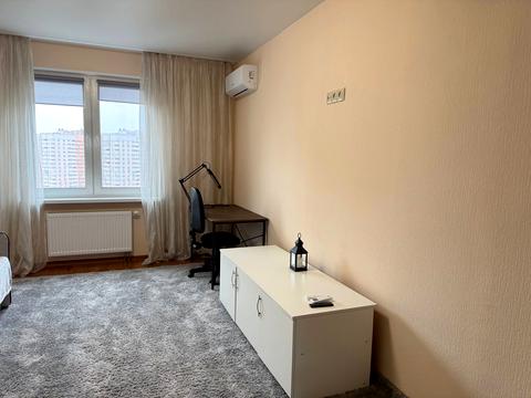 квартира по адресу Ревуцкого ул., 54