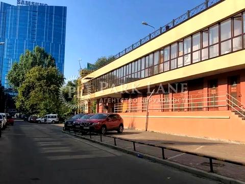 комерційна за адресою Жилянська вул., 59