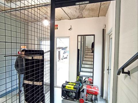 комерційна за адресою Грушевського вул., 57