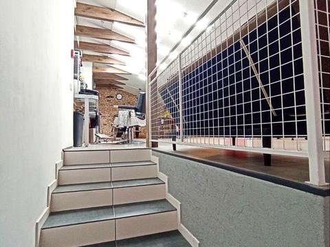 комерційна за адресою Грушевського вул., 57