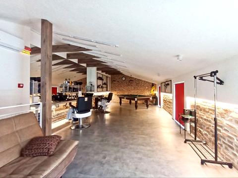 комерційна за адресою Грушевського вул., 57