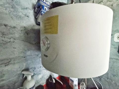 комерційна за адресою Грушевського вул., 57