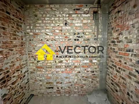 квартира по адресу Евгения Коновальца бульв. (Маршала Конєва), (Будинок)