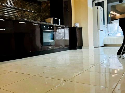 квартира за адресою Левка Лук'яненка вул. (Василя Жуковського), 16, 18, 20, 24