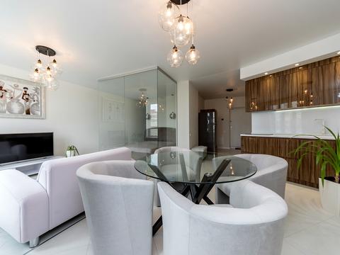 квартира по адресу Академика Глушкова просп., 9-В