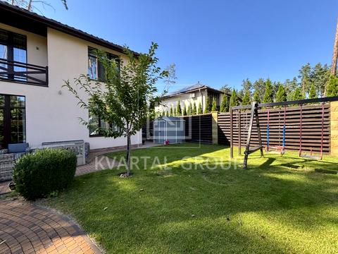 будинок за адресою Революції Гідності вул. (Революції)