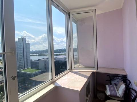 квартира за адресою Дніпровська набережна вул., 1-А