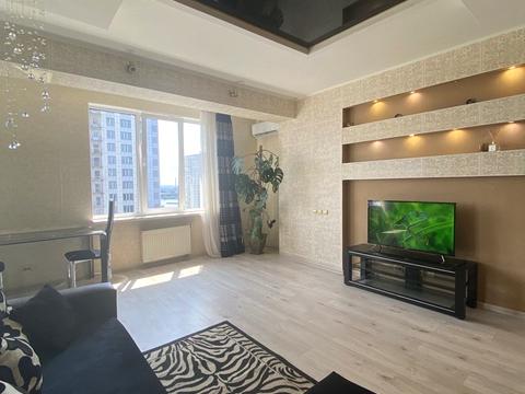 квартира за адресою Дніпровська набережна вул., 1-А