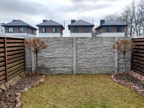 будинок за адресою с. Петропавлівська Борщагівка, Зелений гай, 45в