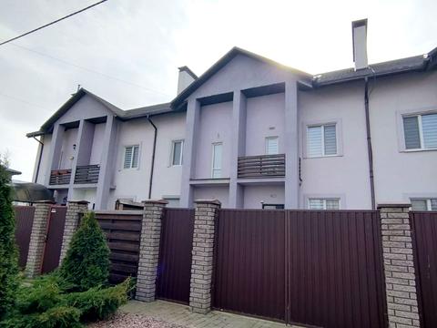 будинок за адресою с. Петропавлівська Борщагівка, Зелений гай, 45в