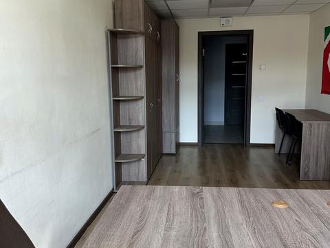 коммерческая по адресу майдан Незалежності пл., 2