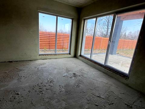 дом по адресу Повітряна