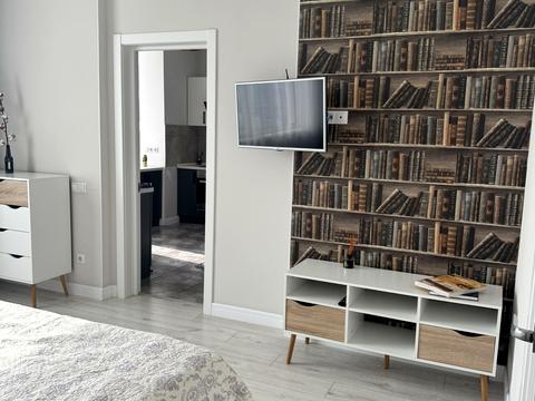 квартира за адресою Кирило-Мефодіївська вул., 2