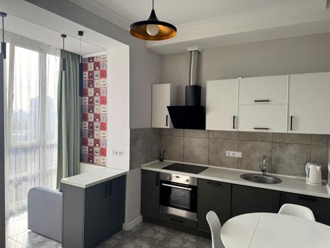 квартира за адресою Кирило-Мефодіївська вул., 2