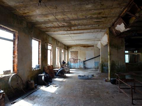 комерційна за адресою Степана Бандери вул., 14