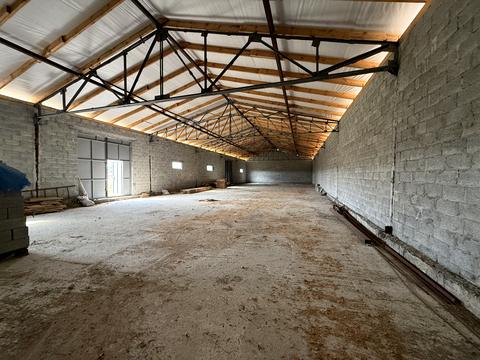 коммерческая по адресу Коновальця, 78б