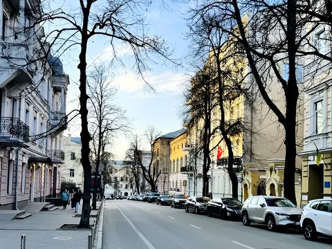 коммерческая по адресу Ярославов Вал ул., 13