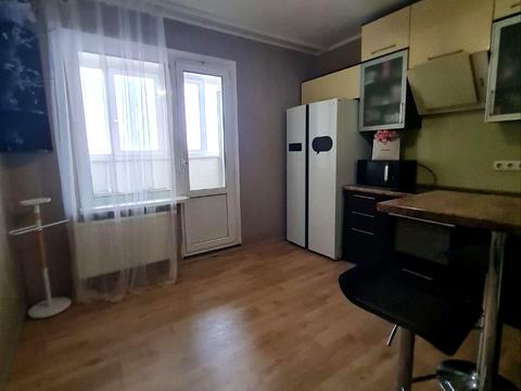 квартира за адресою Сергія Данченка вул., 5